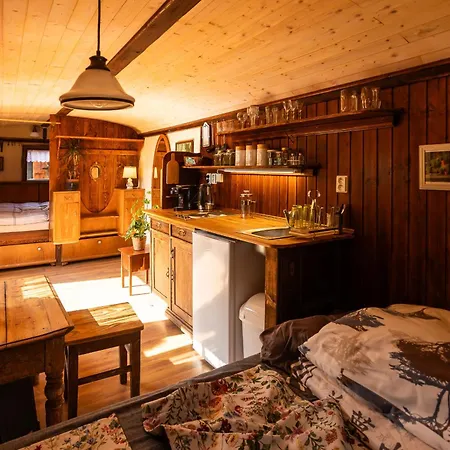 아파트 Tiny-house In Paradise - Maringotka V Raji