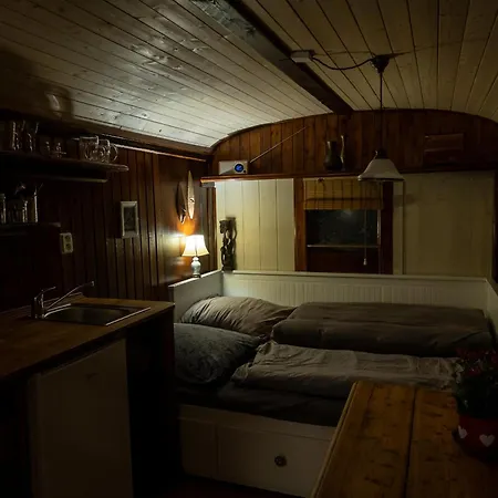 Tiny-house In Paradise - Maringotka V Raji Apartamento Turnov