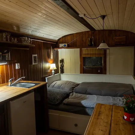 Tiny-house In Paradise - Maringotka V Raji *
