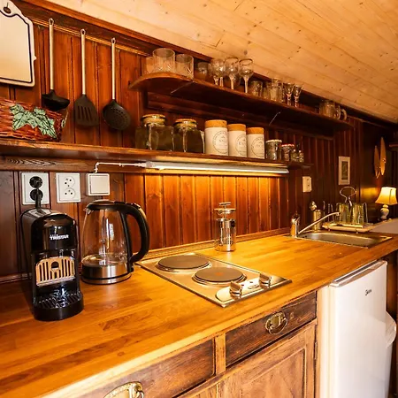 Tiny-house In Paradise - Maringotka V Raji דירה טורנוב